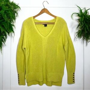 RACHEL ZOE Pale Chartreuse Ribbed Knit Button Cuff V Neck Sweater